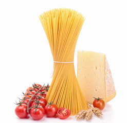 isolated spaghetti and ingredients