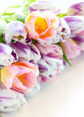 Obraz na płótnie Canvas easter eggs and tulips