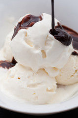Vanilla Ice Cream With Chocolate Sauce
