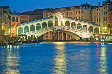Fototapeta na wymiar ponte di rialto Venezia 2302