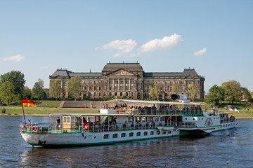 Naklejka premium Elbschifffahrt