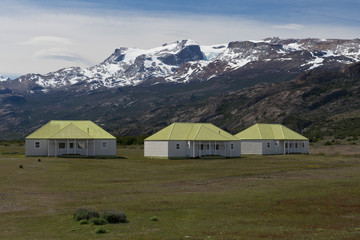 Fototapeta na wymiar Gospodarstwo Estancia Cristina Parku Narodowego Los Glaciares