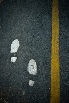 symbol foot walk lane on road