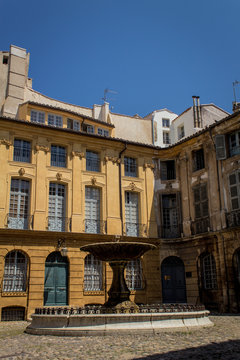 Place D'Albertas à Aix en Provence