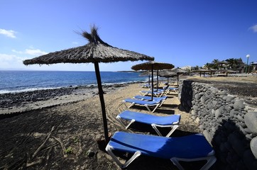 Sonnenschirme am Strand