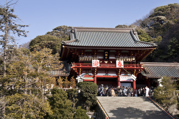 Obraz premium temple over the hill