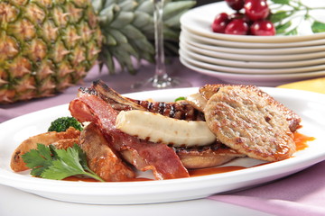 ステーキの盛り合わせ