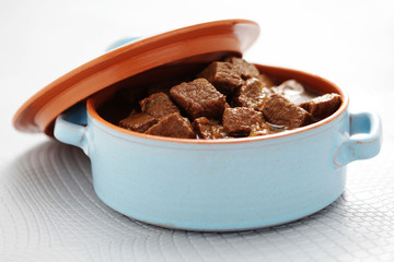 goulash with beef and beer
