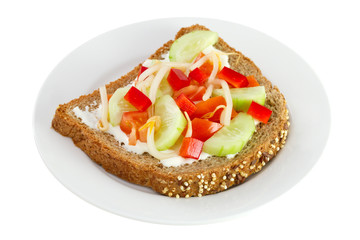 Fototapeta na wymiar tosty z serem i warzywami