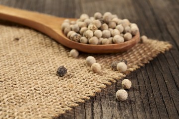 white pepper spice