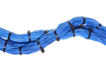 Blue cable bundles in global communication networks