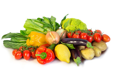 Fototapeta na wymiar Kolorowe warzywa