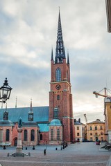 Fototapeta na wymiar Wieża kościoła na Starym Mieście w Sztokholmie