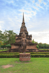 Obraz premium Buddha Statue at Temple