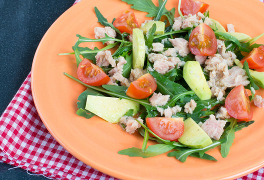 Salad With Tuna, Avocado And Tomatoes