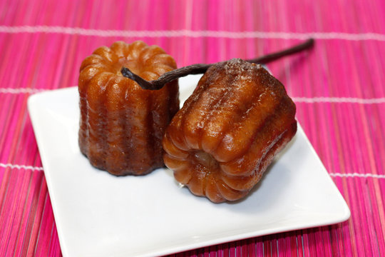 canel&eacute;s