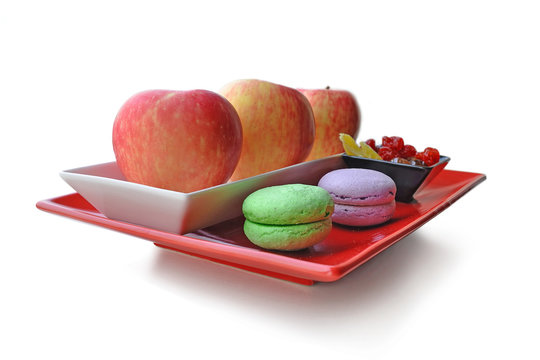 Assiette pommes et macarons