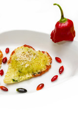 Cuore di Ravioli e Rose di Peperoncino