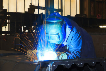 Schweißer bei der Arbeit