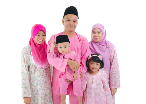 malay with traditional dress during hari raya