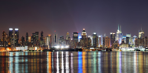 New York City Manhattan midtown skyline at night