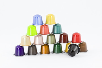 Colored capsules