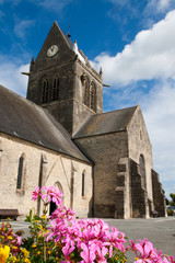Chiesa di Sainte-Mère-Église - 49108774