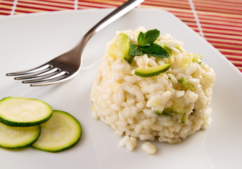 Riso con zucchine