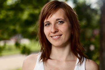 Naklejka premium Young lady outdoors