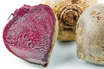 Obraz premium Beets with beet cut