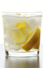 Beverage with lemon