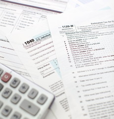 Obraz premium Income Tax Document