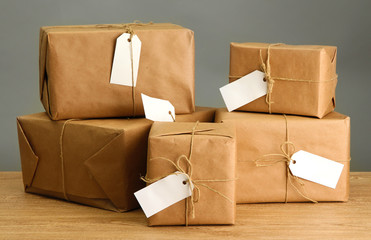 parcels boxes with kraft paper,