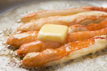 蟹のバター焼き © Tsuboya