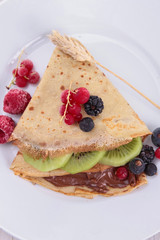 pancake with fruit and chocolate