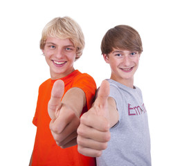 Teenager mit Daumen hoch