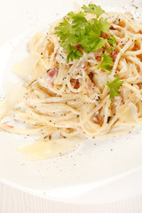 spaghetti carbonara