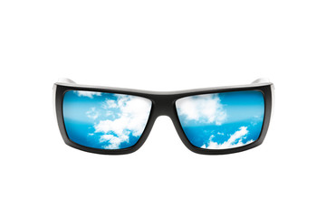 Gafas de sol con cielo reflejado