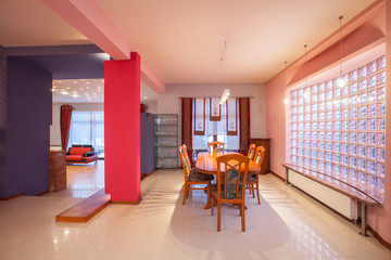 Amaranth house - dining room