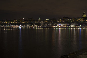 Fototapeta na wymiar Nocny krajobraz Sztokholmu