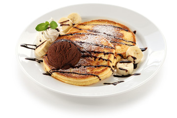 pancakes with ice cream and chocolate sauce