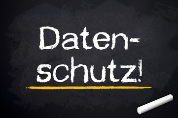 Kreidetafel mit Datenschutz