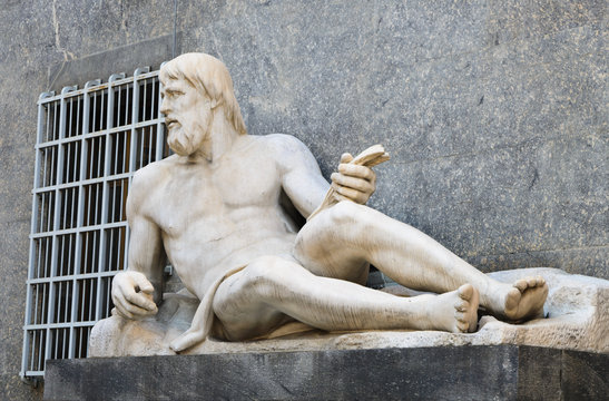 Statua del fiume Po - Torino - 1937