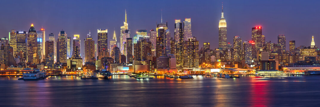 Fototapeta Manhattan at night