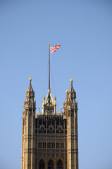 Fototapeta na wymiar Wieża Pałacu Westminster, Londyn