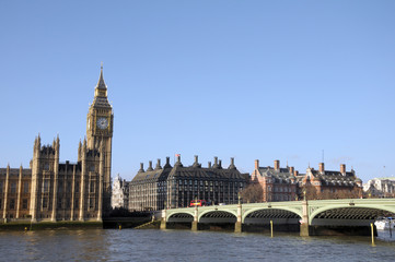 Fototapeta na wymiar Big Ben, Westminster Bridge i Tamiza