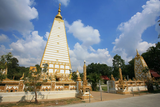 Beautiful chedi at Wat Phrathat Nong Bua