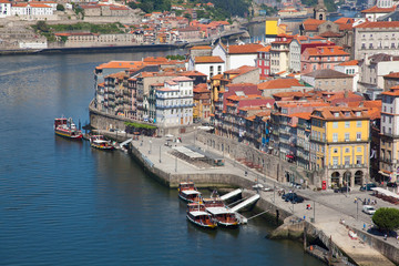 Fototapeta na wymiar Widok z Porto, Portugalia