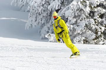 Snowboard jaune