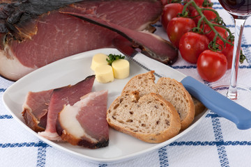 Schinkenspeck geräuchert